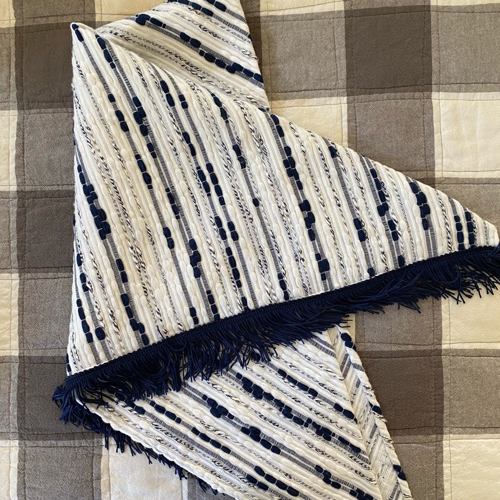 Mignonne Gavigan blue and white tapestry scarf